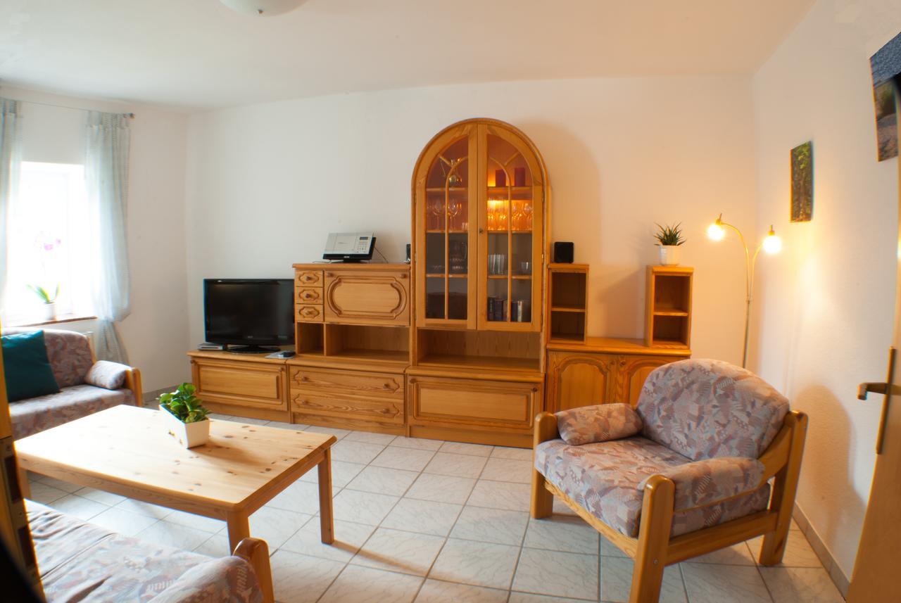 Apartmenthaus „Am Gersthof“ Am Nationalpark Kellerwald-Edersee Gellershausen Exterior photo